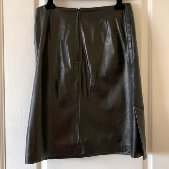 Danier leather Lorna pencil skirt size 12 - Picture 4 of 9